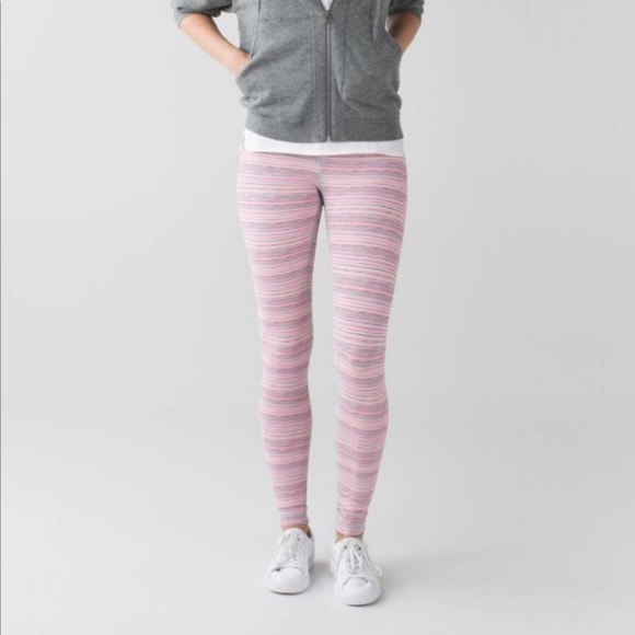 lululemon athletica Pants - EUC Lululemon Wunder Under Pant Luxtreme Cyber Stripe Flashlight Menthol Size 6